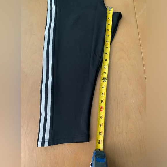 Designed to Move High Rise 3 Stripes Leggings - Picture 4 of 7